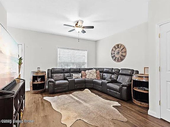4th image of 1508 Russell Lee Dr