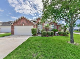 2967 Water Willow Ln, Pearland, TX 77581