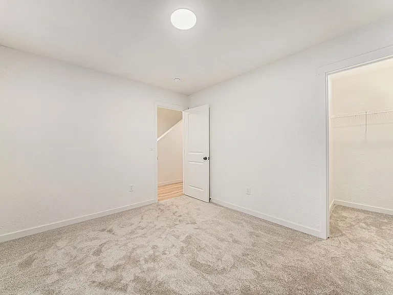 112 Iris Ct — Photo 15