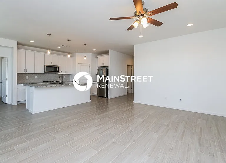 4504 W Stonecrop Dr — Photo 5