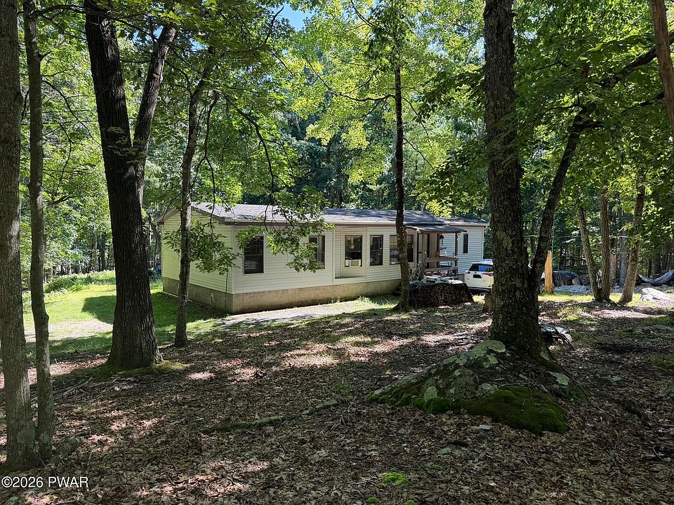 1st image of 104 White Oak Dr