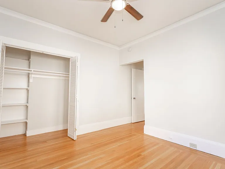 3205 College Ave — Photo 10
