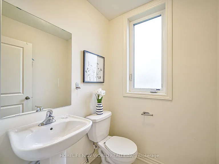 74 Fruitful Cres — Photo 7