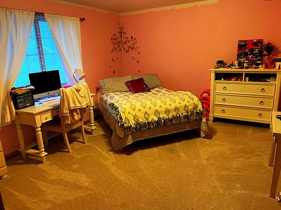 5th image of 7563 Trailwood Dr