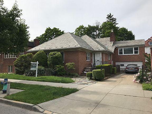 3rd image of 2111 Avenue N