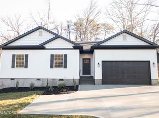 1458 Wilson Rd, Knoxville, TN 37912