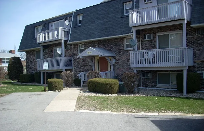 Twin Oaks West apartments — Photo 4