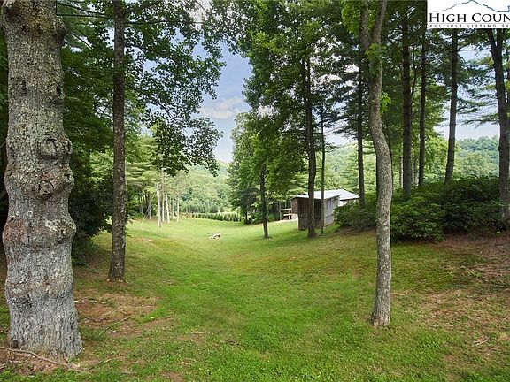 4th image of 107 Hidden Brook Trail