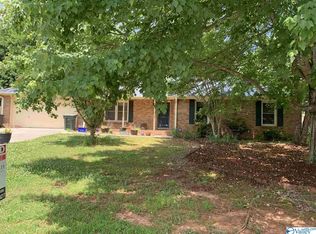 121 Springfield Ln, Madison, AL 35758