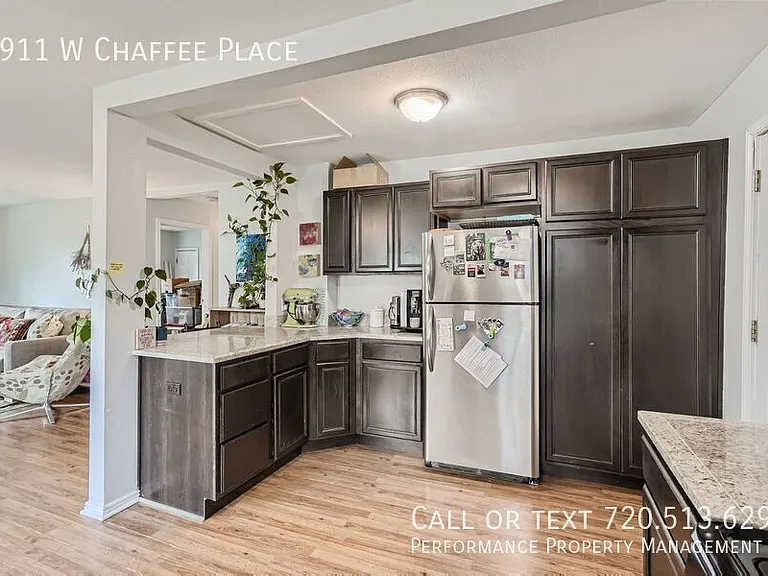 1911 W Chaffee Pl — Photo 8