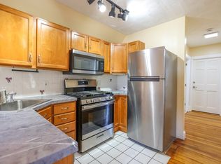 2A Hazel St UNIT 3, Salem, MA 01970