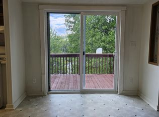 655 Kenton Aly #1, Millersburg, OH 44654