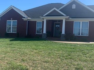 2323 Stapelton Dr, Evansville, IN 47725