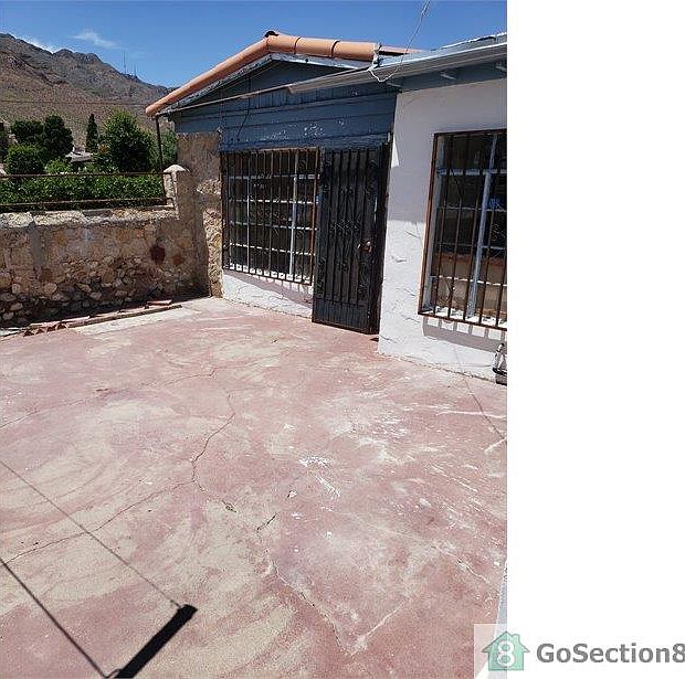 1st image of 2619 N Piedras St #B