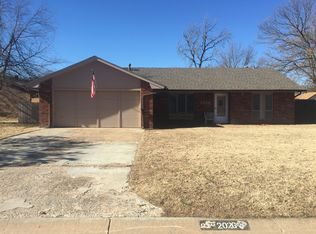 2026 Lantern Ln, Enid, OK 73703