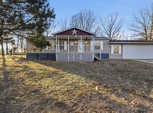325 Brooks Ln, Linn Creek, MO 65052