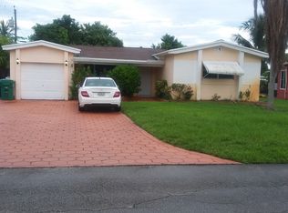 2713 Casablanca Dr, Miramar, FL 33023