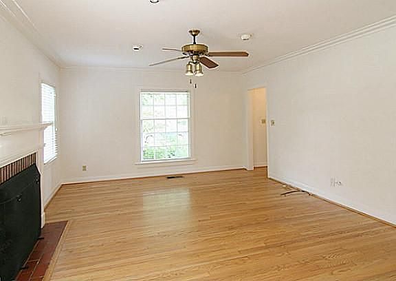 4th image of 6040 Penrose Ave