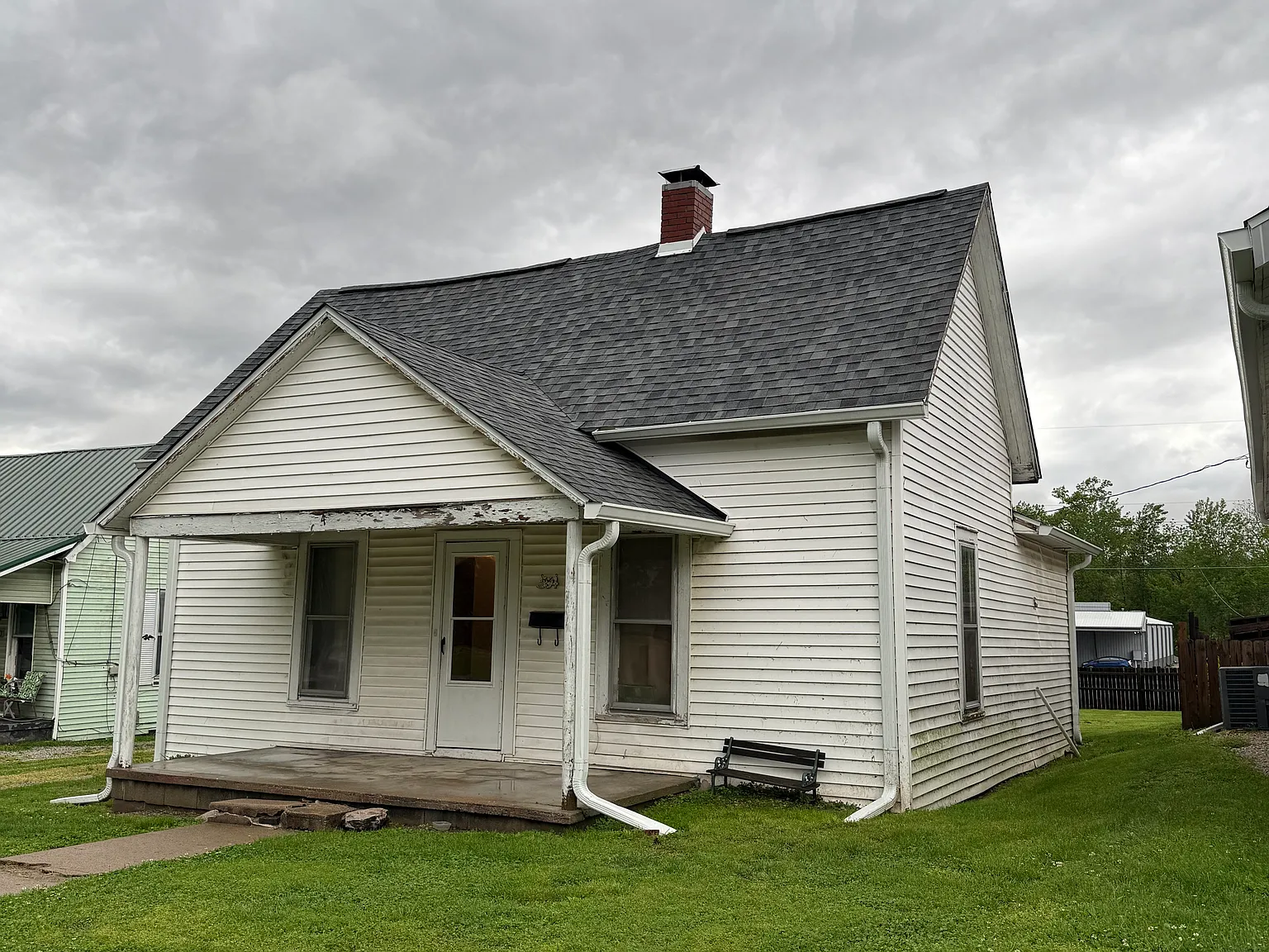 2 bed, 978 sqft, $995 — Photo 2