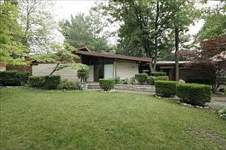 1st image of 45 Pine View Cir W