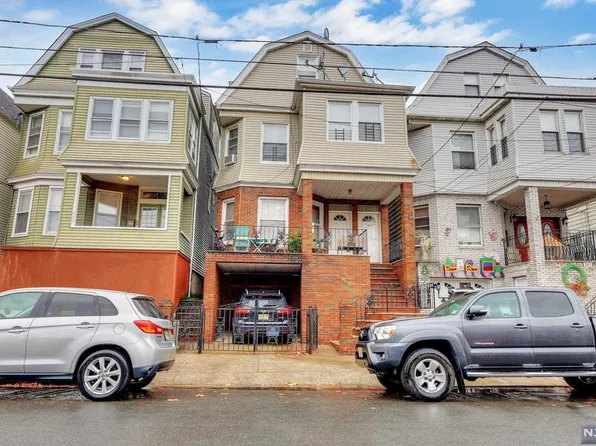 265 Devon St, Kearny, NJ 07032