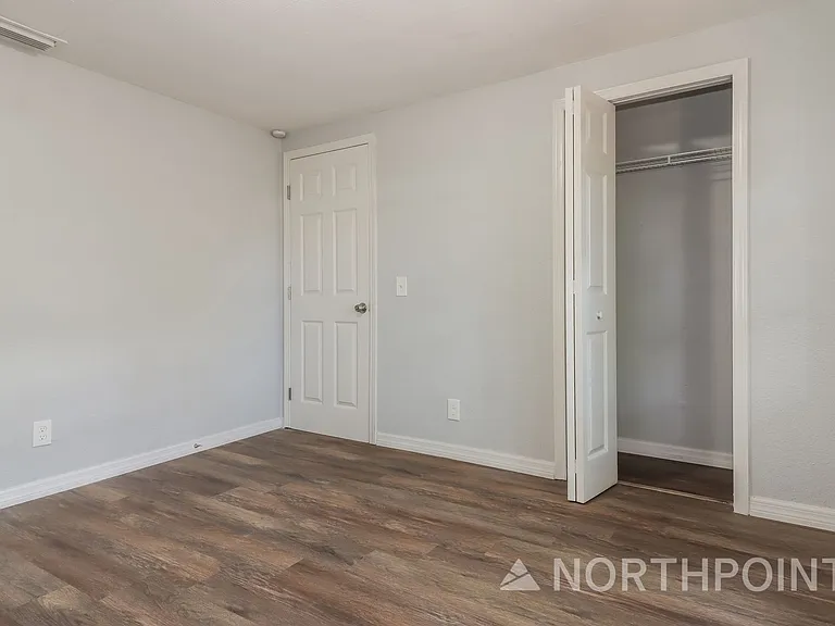 2510 38th St S — Photo 12