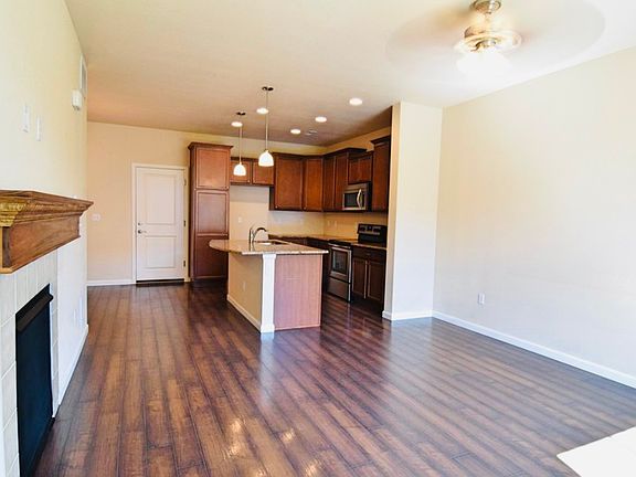 5th image of 5580 W 72nd Pl
