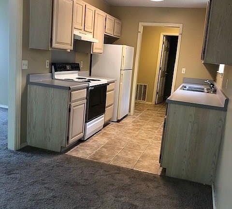 3rd image of 1780 N Noelle Ave