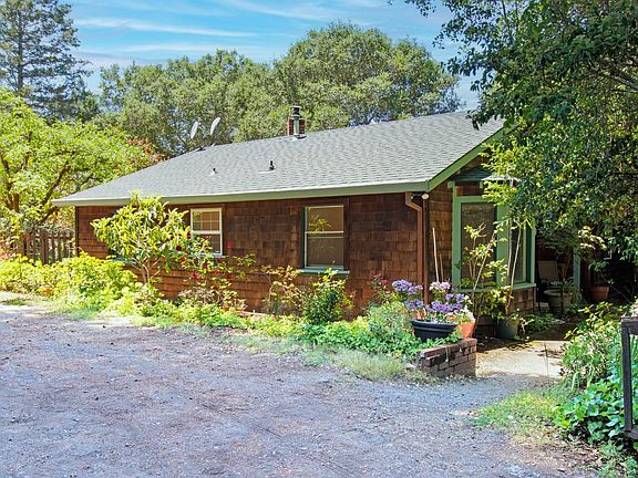 3rd image of 15866 Wright Drive