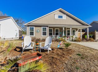 154 NE 9th St, Oak Island, NC 28465