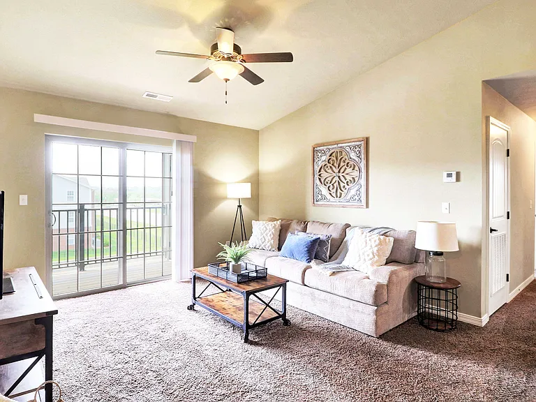 Kensington Park Apartments — Photo 11