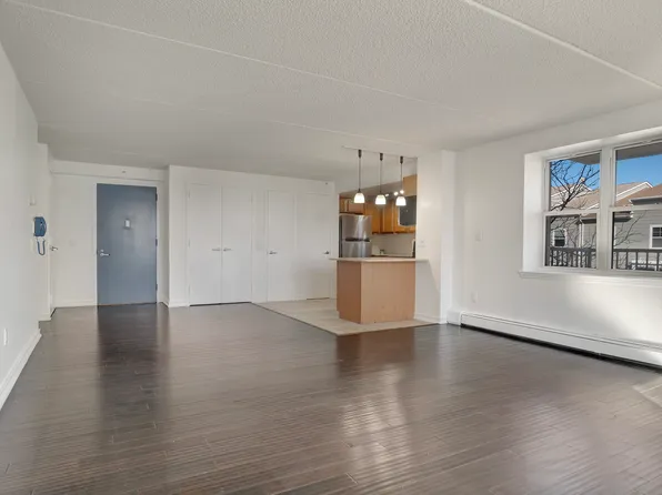 79-14 Rockaway Beach Avenue image 8 of 25