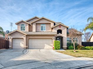 5489 W Donner Ave, Fresno, CA 93722