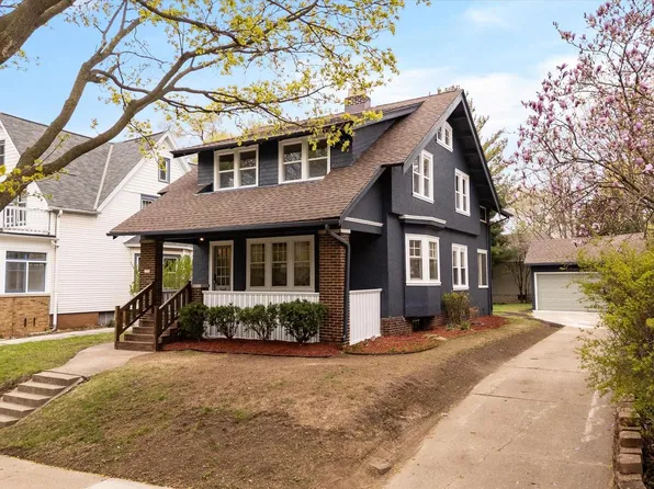 1506 North 69th STREET, Wauwatosa, WI 53213
