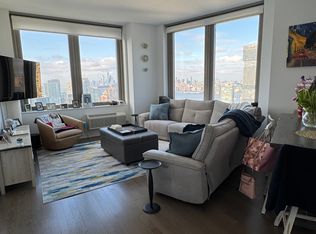 2 Saddlewood Ct, Jersey City, NJ 07302