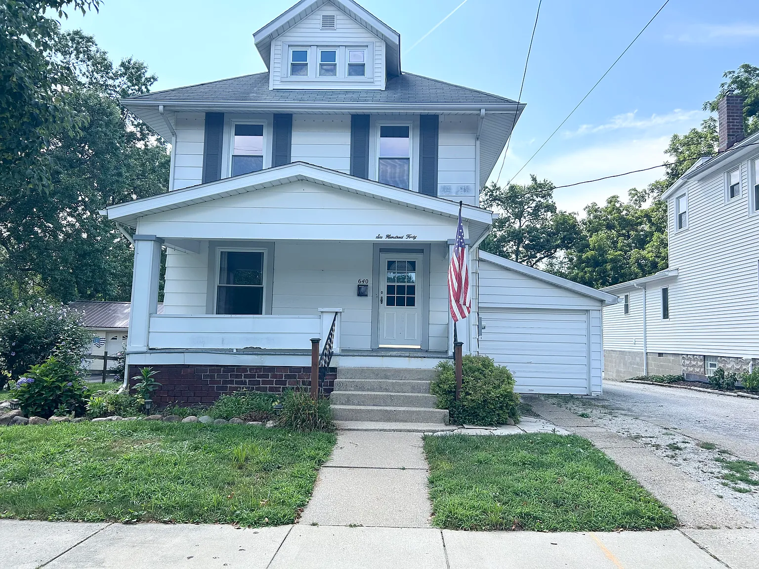 640 N Grant St — Photo 2