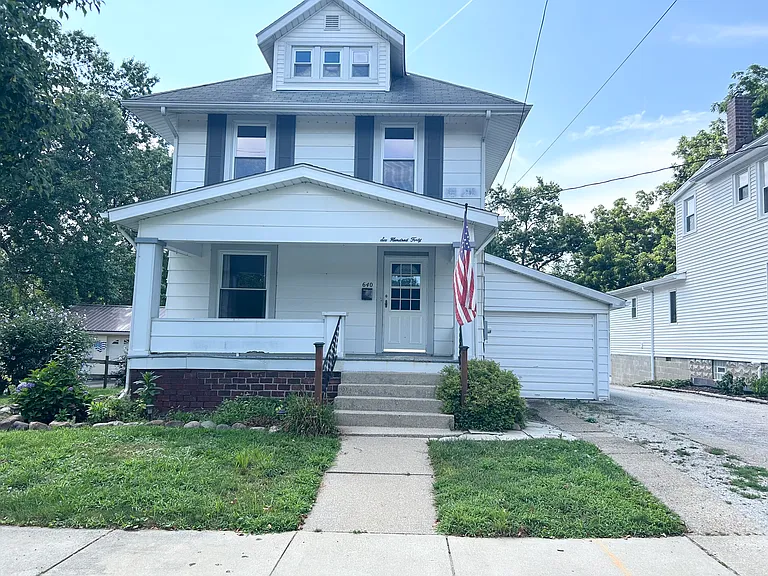640 N Grant St — Photo 2