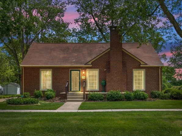 218 W Summit St, Delphi, IN 46923