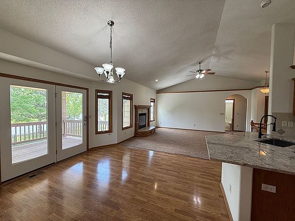 5th image of 3505 N Lake Ridge St