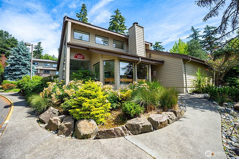 3rd image of 15175 Sunwood Blvd #DD12