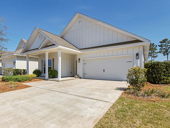 3rd image of 141 Lightning Bug Ln