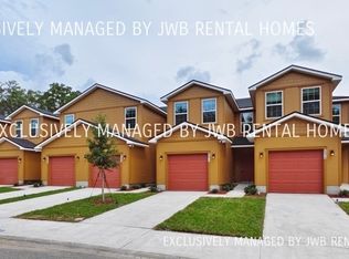 6879 Lake Mist Ln, Jacksonville, FL 32210