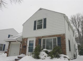 76 Rossiter Rd, Rochester, NY 14620