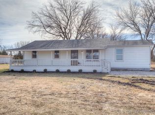 2920 E 201st St S, Mounds, OK 74047