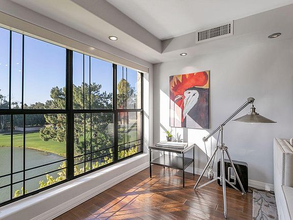 5th image of 5136 N 31st Pl Unit 644
