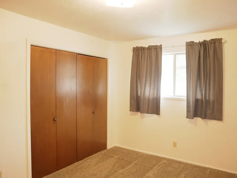 855 Park Ave #1 — Photo 8