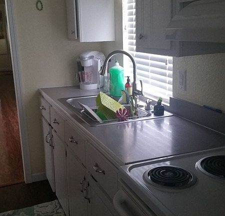 5th image of 381 Hansom Pkwy