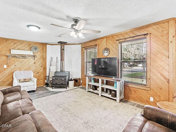 4th image of 825 Idlewood Ct