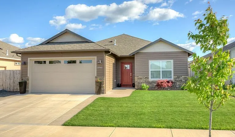 1061 Compton Way — Photo 1
