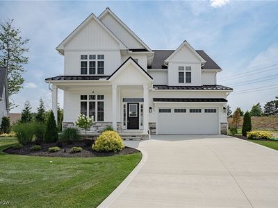 592 Magnolia Ct, Mayfield Village, OH, 44143